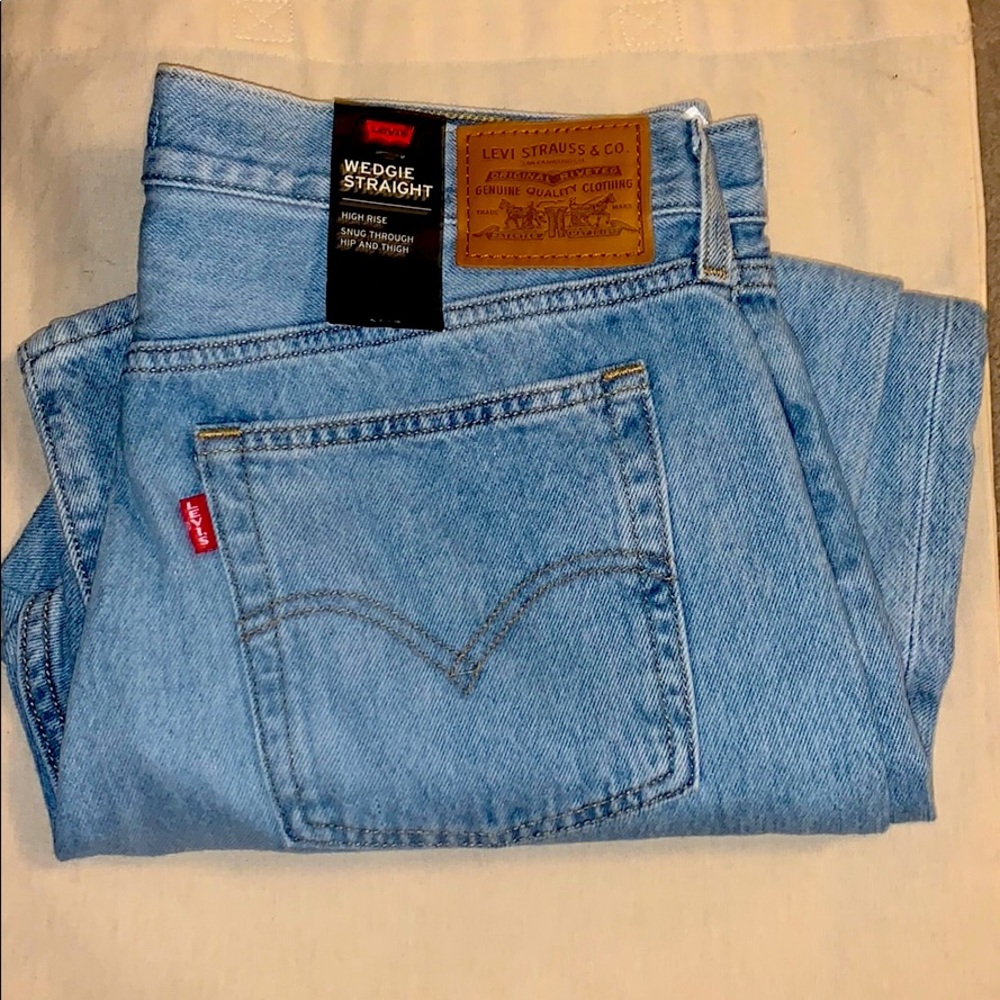LEVI’S Wedgie straight high rise jeans
